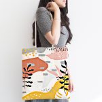 Renkli Zemin Üzerinde Beyaz Puantiye Desenli Dijital Baskılı Kumaş Plaj Çantası Realhomes