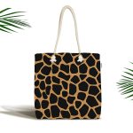 Renkli Zemin Üzerinde Geometrik Desenli Dijital Baskılı Kumaş Plaj Çantası Realhomes