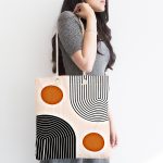 Renkli Zemin Üzerinde Geometrik Desenli Dijital Baskılı Kumaş Plaj Çantası Realhomes