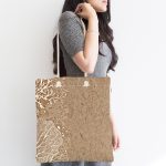 Renkli Zemin Üzerinde Beyaz Yaprak Desenli Dijital Baskılı Kumaş Plaj Çantası Realhomes