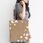 Rengarenk Zemin Üzerinde Beyaz Çiçek Desenli Dijital Baskılı Kumaş Plaj Çantası Realhomes