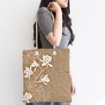 Rengarenk Zemin Üzerinde Beyaz Çiçek Desenli Dijital Baskılı Kumaş Plaj Çantası Realhomes