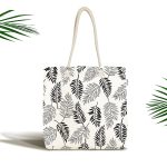 Beyaz Zemin Üzerinde Siyah Yaprak Desenli Dijital Baskılı Kumaş Plaj Çantası Realhomes