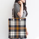 Beyaz Zemin Üzerinde Renkli Ekose Desenli Dijital Baskılı Kumaş Plaj Çantası Realhomes