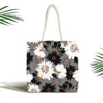 Rengarenk Zemin Üzerinde Siyah Beyaz Çiçek Desenli Dijital Baskılı Kumaş Plaj Çantası Realhomes