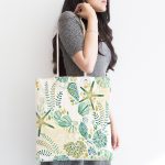 Beyaz Zemin Üzerinde Deniz Yıldızı Desenli Dijital Baskılı Kumaş Plaj Çantası Realhomes