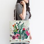 Renkli Zemin Üzerinde Oklu Kaktüs Desenli Dijital Baskılı Kumaş Plaj Çantası Realhomes