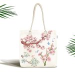 Beyaz Zeminde Dal Ve Çiçek Figürlü Dijital Baskılı Kumaş Plaj Çantası Realhomes