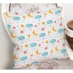 - Rh-K1150-1 - Realhomes Gökyüzü Bulut Ve Yıldız Desenli Dijital Baskılı Özel Tasarım Modern Yastık Kırlent Kılıfı Realhomes