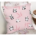 - Rh-K1218-1 - Realhomes Pembe Zeminde Sevimli Panda Tasarımlı Dijital Baskılı Özel Tasarım Modern Yastık Kırlent Kılıfı Realhomes