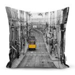 Şehir Tramvay Desenli Dijital Baskılı Dekoratif Modern Yastık Kırlent Kılıfı Realhomes