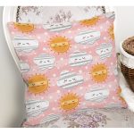 - Print - Realhomes Pembe Zeminde Güneş Ve Bulut Motifli Dijital Baskılı Özel Tasarım Modern Yastık Kırlent Kılıfı Realhomes