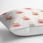 - Bear hugging heart seamless pattern background - Realhomes Kalp Tutan Ayıcık Motifli Dijital Baskılı Özel Tasarım Modern Yastık Kırlent Kılıfı Realhomes