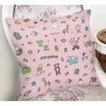 - Print - Realhomes Pembe Zeminde Bebek Oyuncakları Dijital Baskılı Özel Tasarım Modern Yastık Kırlent Kılıfı Realhomes