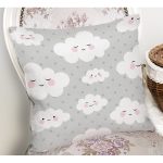 - Print - Realhomes Puanlı Zeminde Gülümseyen Bulut Motifli Dijital Baskılı Özel Tasarım Modern Yastık Kırlent Kılıfı Realhomes