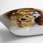 - Rh-K149-2 - Realhomes Aslan Desenli Dijital Baskılı Dekoratif Modern Yastık Kırlent Kılıfı Realhomes