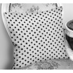 Beyaz Zemin Siyah Kalp Desenli Özel Tasarımlı Dijital Baskılı Modern Yastık Kırlent Kılıfı Realhomes