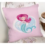 - Rh-K4318p-1 - Realhomes Realhomes Pembe Zeminde Denizkızı Desenli Dijital Baskılı Modern Yastık Kırlent Kılıfı Realhomes
