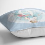 Realhomes Mavi Zeminde Uçan Balon Desenli Dijital Baskılı Modern Yastık Kırlent Kılıfı Realhomes