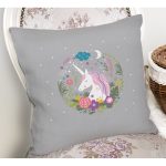 Realhomes Gri Zeminde Unicorn At Desenli Modern Yastık Kırlent Kılıfı Realhomes
