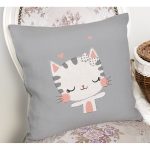 - Rh-K4350g-1 - Realhomes Gri Zeminde Sevimli Kedicik Desenli Modern Yastık Kırlent Kılıfı Realhomes