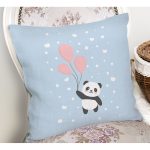 - Rh-K4353m-1 - Realhomes Mavi Zemin Uçan Balonlar ve Sevimli Panda Desenli Modern Yastık Kırlent Kılıfı Realhomes