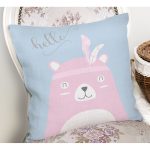 - Rh-K4648p-1 - Realhomes Mavi Zemin Sevimli Ayıcık Desenli Özel Tasarımlı Dijital Baskılı Modern Yastık Kırlent Kılıfı Realhomes