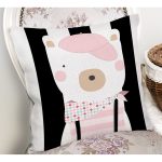 Siyah Çizgili Zemin Şapkalı Ayıcık Desenli Dijital Baskılı Modern Yastık Kırlent Kılıfı Realhomes