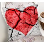 - Rh-K56-1 - Realhomes Kalp Desenli Dijital Baskılı Dekoratif Yastık Kırlent Kılıfı Realhomes