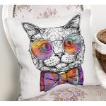- Rh-K5659-1 - Realhomes Renkli Gözlüklü Siyah Beyaz Kedi Dijital Baskılı Modern Yastık Kırlent Kılıfı Realhomes