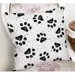 - Rh-K5669-1 - Realhomes Köpek Ayak İzi Desenli Dijital Baskılı Modern Yastık Kırlent Kılıfı Realhomes