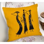 - Rh-K6538-1 - Realhomes Turuncu Zeminde Afrika Kadınlar Tasarımlı Dijital Baskılı Kırlent Kılıfı Realhomes