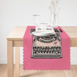 Pembe Zemin Daktilo Tasarımlı Dijital Baskılı Modern Runner Realhomes