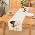 Şarkı Söyleyen Kız Desenli Dijital Baskılı Runner Realhomes