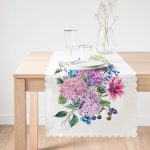 Lila Renk Demet Zambak Motifli Dekoratif Runner Realhomes