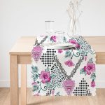 - Runner-2514-1 - Realhomes  Kare Puanlı Kalp Kolye Motifli Dekoratif Runner Realhomes