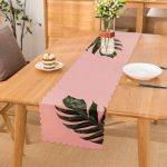 Pembe Zeminde Yaprak Modern Tasarımlı Dekoratif Runner Realhomes