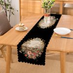 Siyah Zeminde Çiçek Bahçesi Exclusive Modern Tasarımlı Runner Realhomes