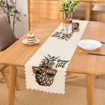 - Runner-3220 - Realhomes  Beyaz Zeminde 3D Ananas Özel Tasarımlı Runner Realhomes