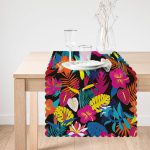 - Runner-3512-1 - Realhomes  Siyah Zeminde Renkli Yaprak Tasarımlı Dijital Baskılı Runner Realhomes