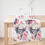 Beyaz Zeminde Kurukafa Motifli Özel Tasarım Dijital Baskılı Modern Runner Realhomes