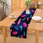 Lacivert Zeminde Renkli Tüyler Desenli Runner Realhomes