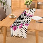 - Runner-3902 - Realhomes  Çizgili Puanlı Zeminde Çiçek Desenli Özel Tasarım Dijital Baskılı Modern Runner Realhomes