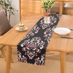 Gri Zeminde Pembe Beyaz Damask Desenli Özel Tasarım Dijital Baskılı Modern Runner Realhomes