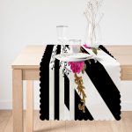 Siyah Beyaz Zeminde Çiçek Desenli Özel Tasarım Dijital Baskılı Modern Runner Realhomes