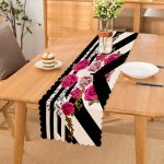 Siyah Beyaz Zeminde Çiçek Desenli Özel Tasarım Dijital Baskılı Modern Runner Realhomes