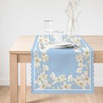 - Runner-4011-1 - Realhomes Mavi Zeminde Beyaz Çiçek Motifli Özel Tasarım Dijital Baskılı Modern Runner Realhomes