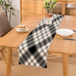 - Runner-4053 - Realhomes Siyah Beyaz Ekose Motifli Özel Tasarım Dijital Baskılı Modern Runner Realhomes