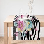 - Runner-4144-1 - Realhomes  Siyah Beyaz Zebra Zeminde Çiçek Desenli Özel Tasarım Dijital Baskılı Modern Runner Realhomes
