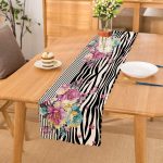 - Runner-4144 - Realhomes  Siyah Beyaz Zebra Zeminde Çiçek Desenli Özel Tasarım Dijital Baskılı Modern Runner Realhomes